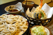�V���鋼��